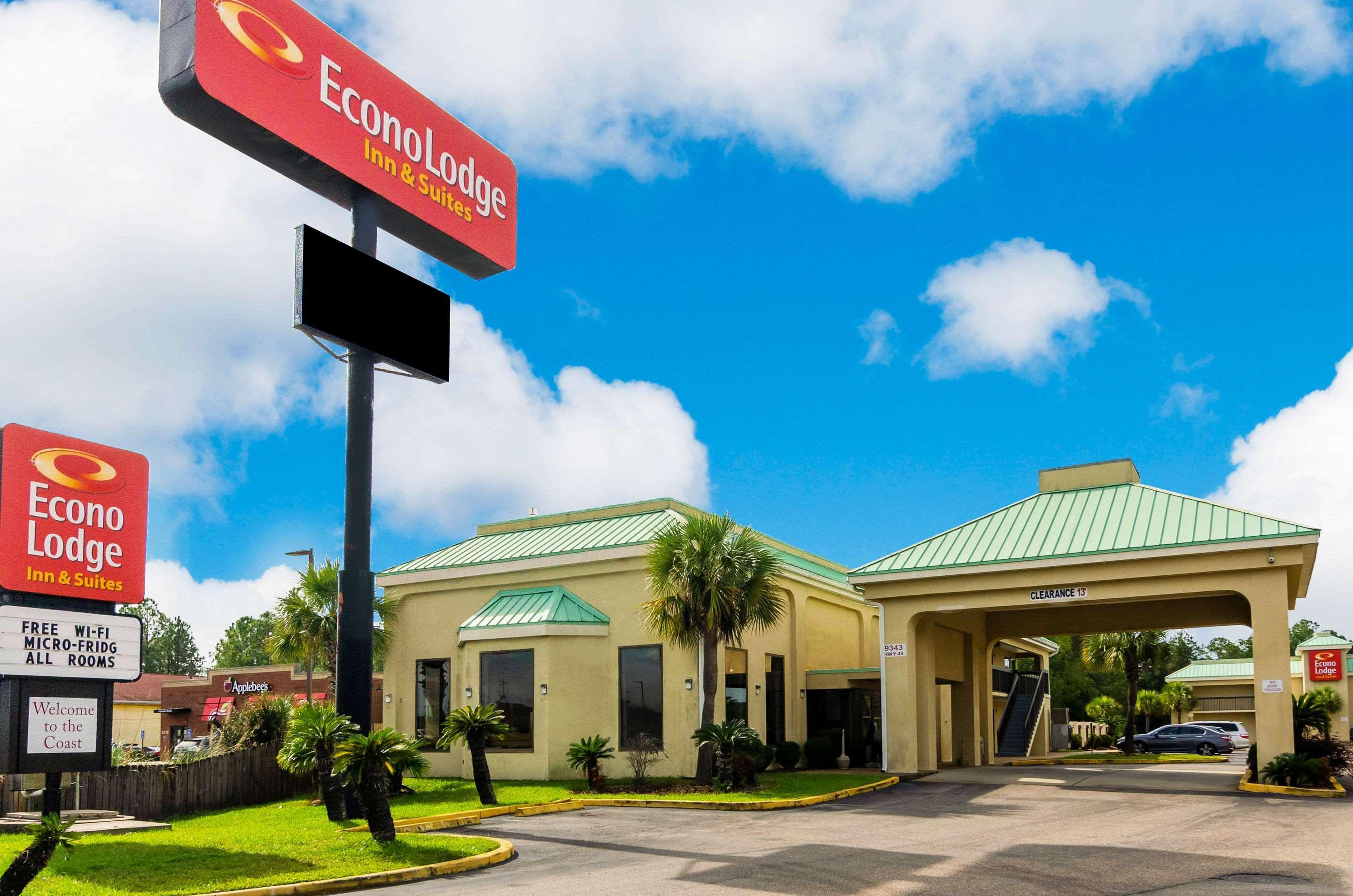 Econo Lodge Inn & Suites Гълфпорт Екстериор снимка